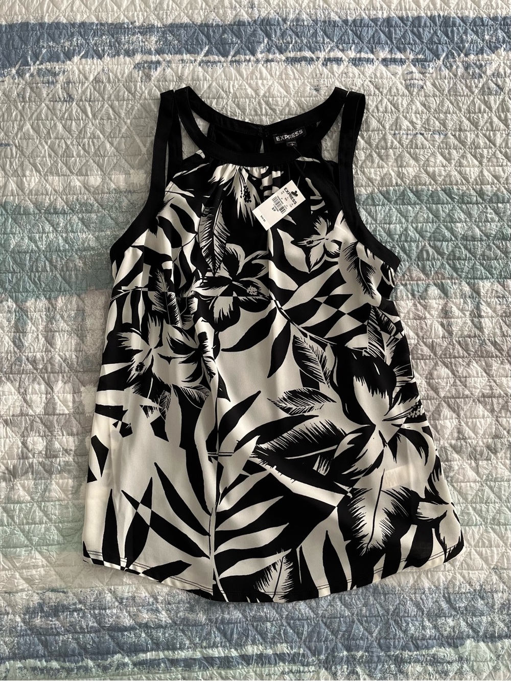 NWT EXPRESS Black & White Tropical Halter Blouse 10060